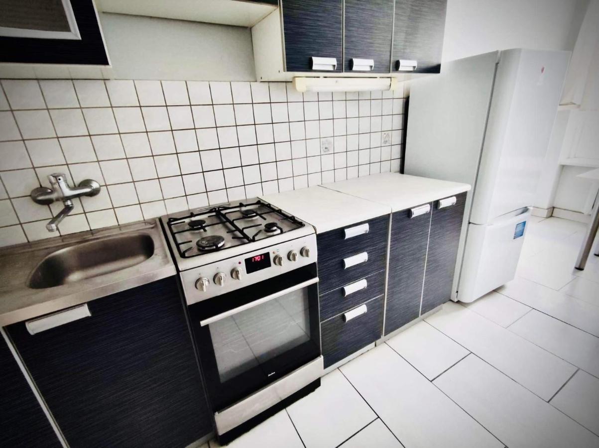 Przestronny Apartament Dla Czterech Osob Apartment Wrocław Exterior foto